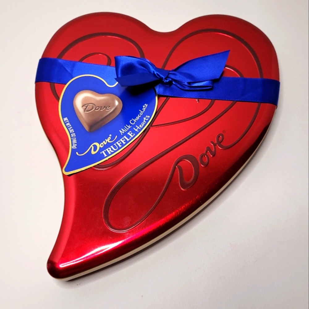 Dove Valentine's Day Heart Shaped Collector Tin Box Without Candy Like New